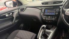 Nissan Qashqai 1.2 DiG-T N-Connecta 5dr Petrol Hatchback